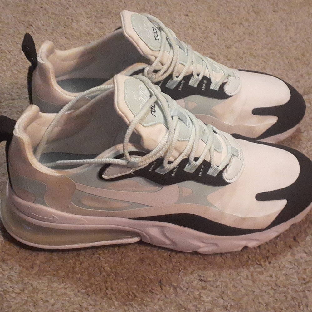 Nike women's shoe